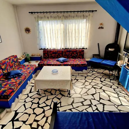 Villa Manolia παλαια καταχωρηση με αριθ. καταχ. 4166490